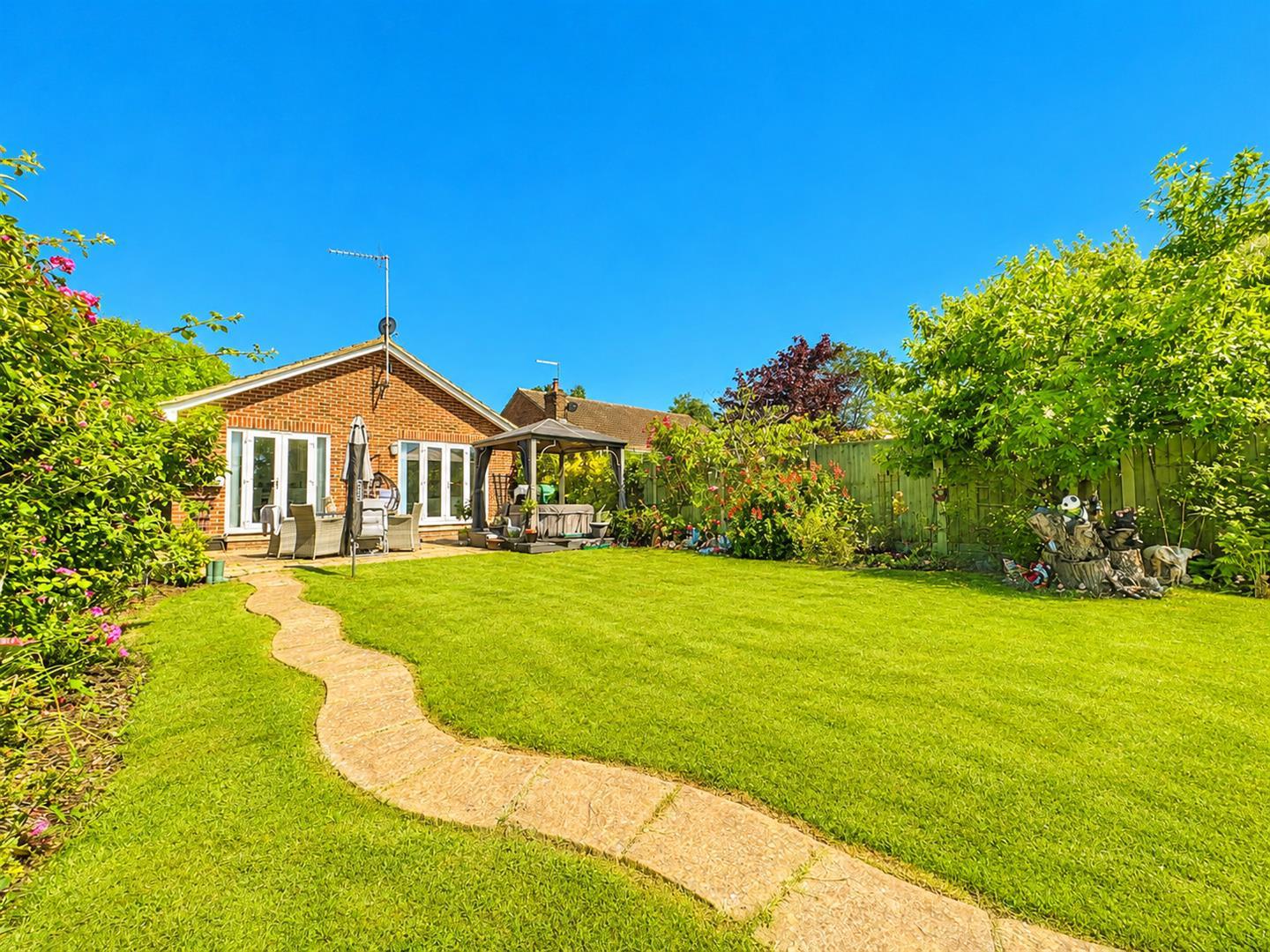 Property Image c615d146-ba8b-49fe-ba60-70fd14fdce3c