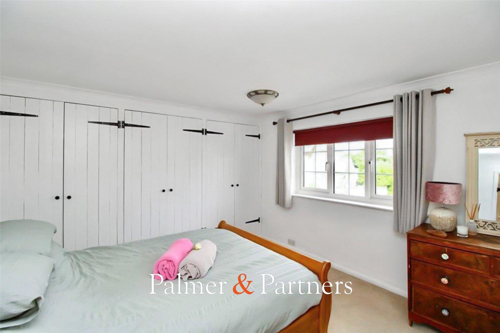 Property Image c61d17e7-1996-40f5-aee1-c5822f04d9a6