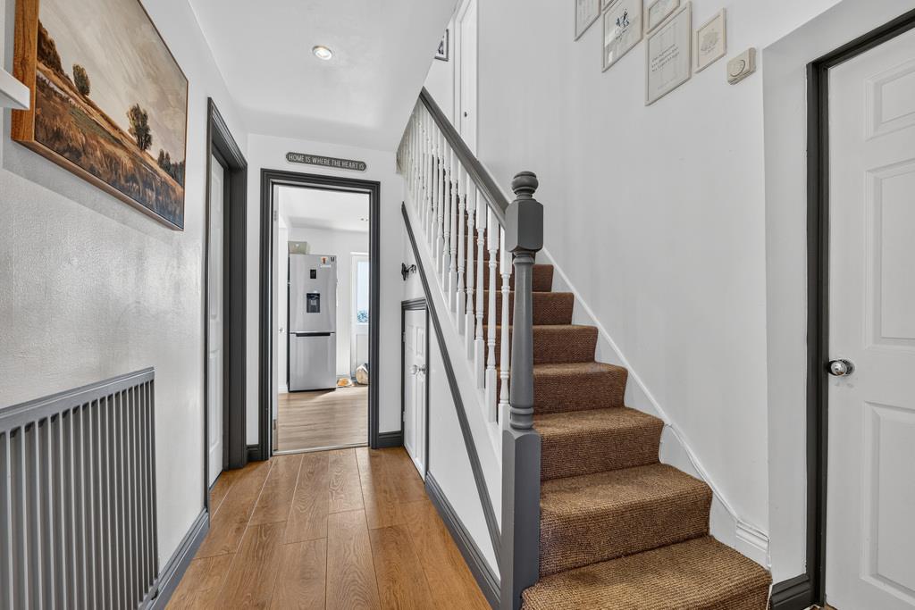 Property Image c61db975-056b-4717-b246-6a784802c73b