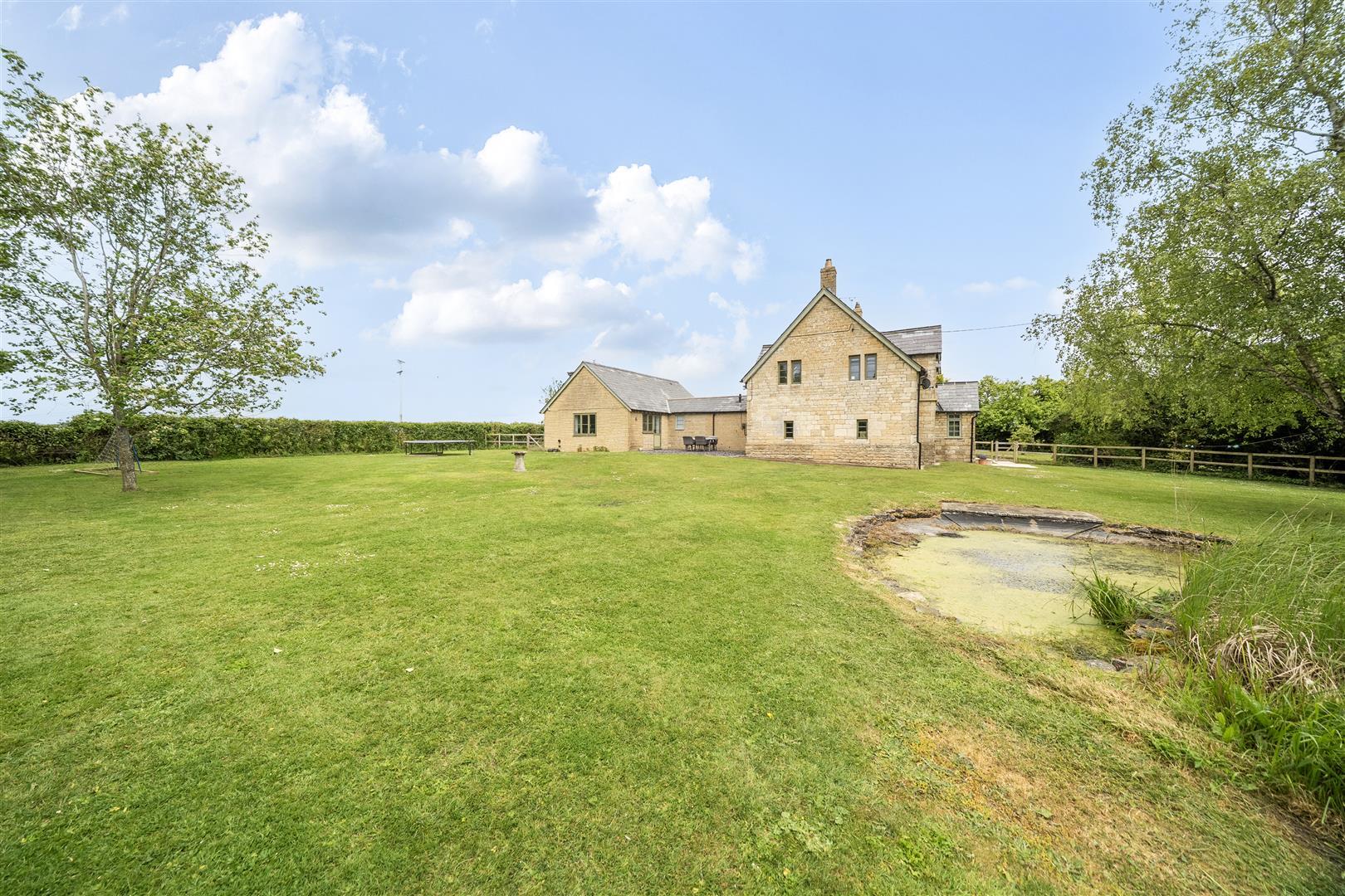 Property Image c61f9f5b-4549-4689-b567-6c9647e970f6