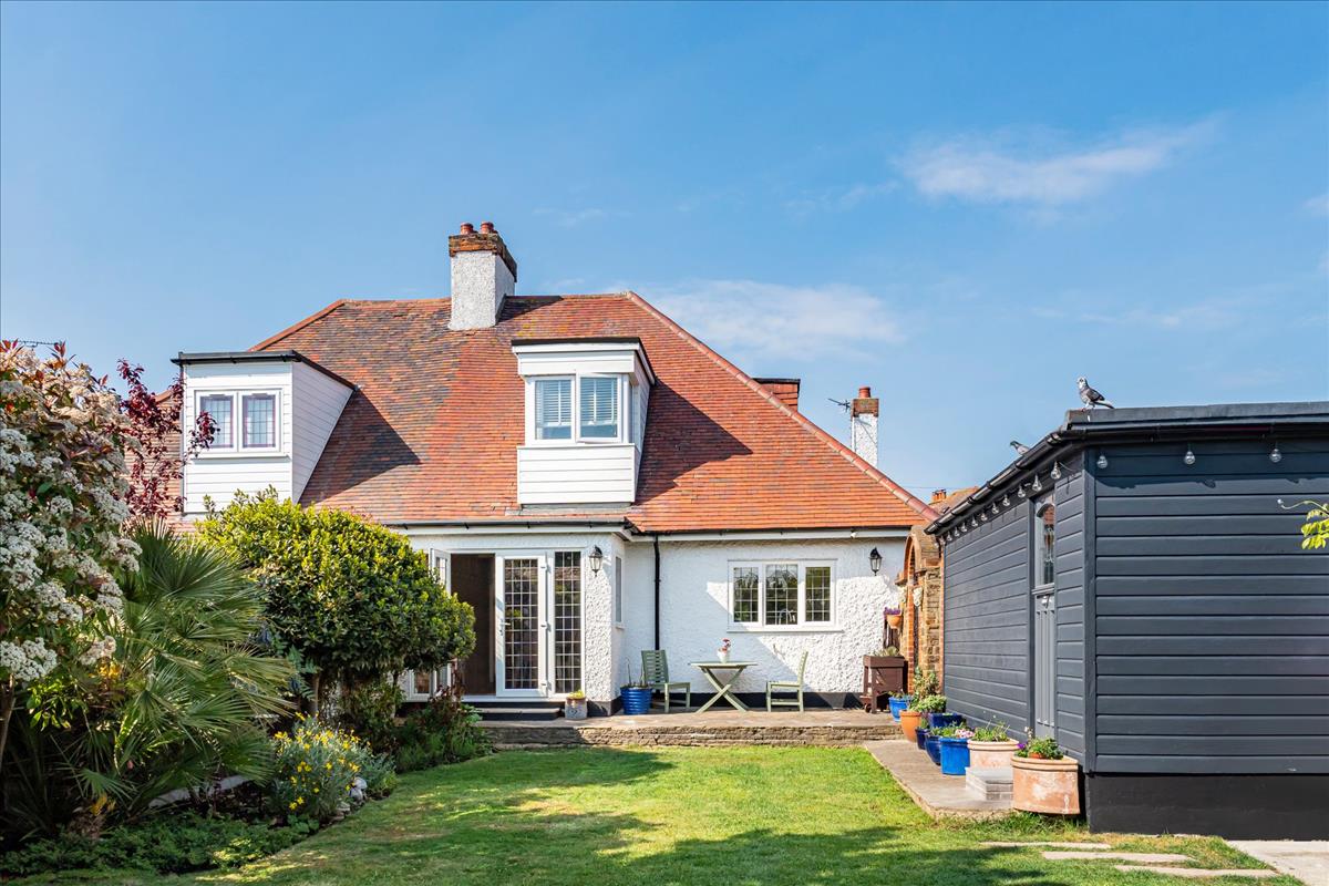 Property Image c61fe148-6ba9-4f92-8e9c-74e48f8c4fb0