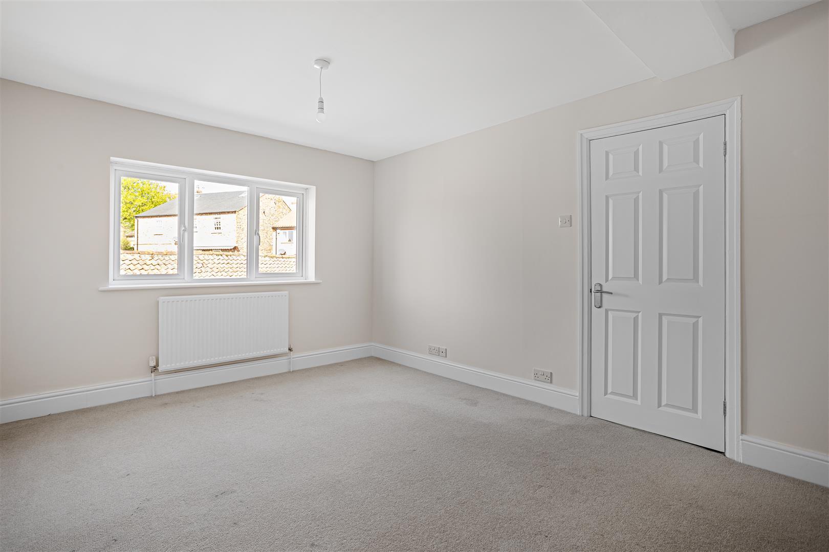 Property Image c62350c7-6ca7-41da-9a69-3bfdcbece4e9