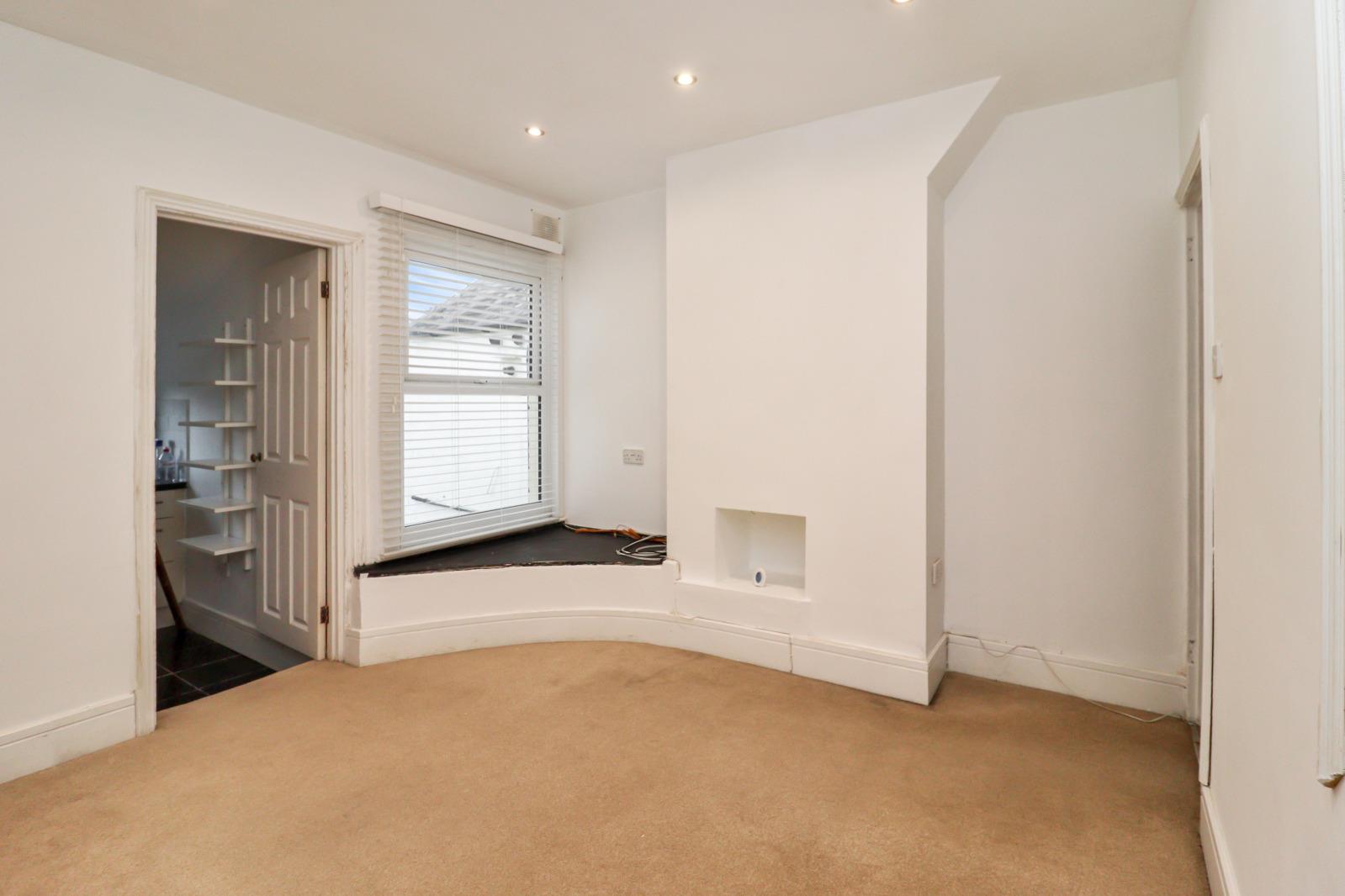 Property Image c627aa8d-a578-4a9a-a266-ded8a2c8d0ad