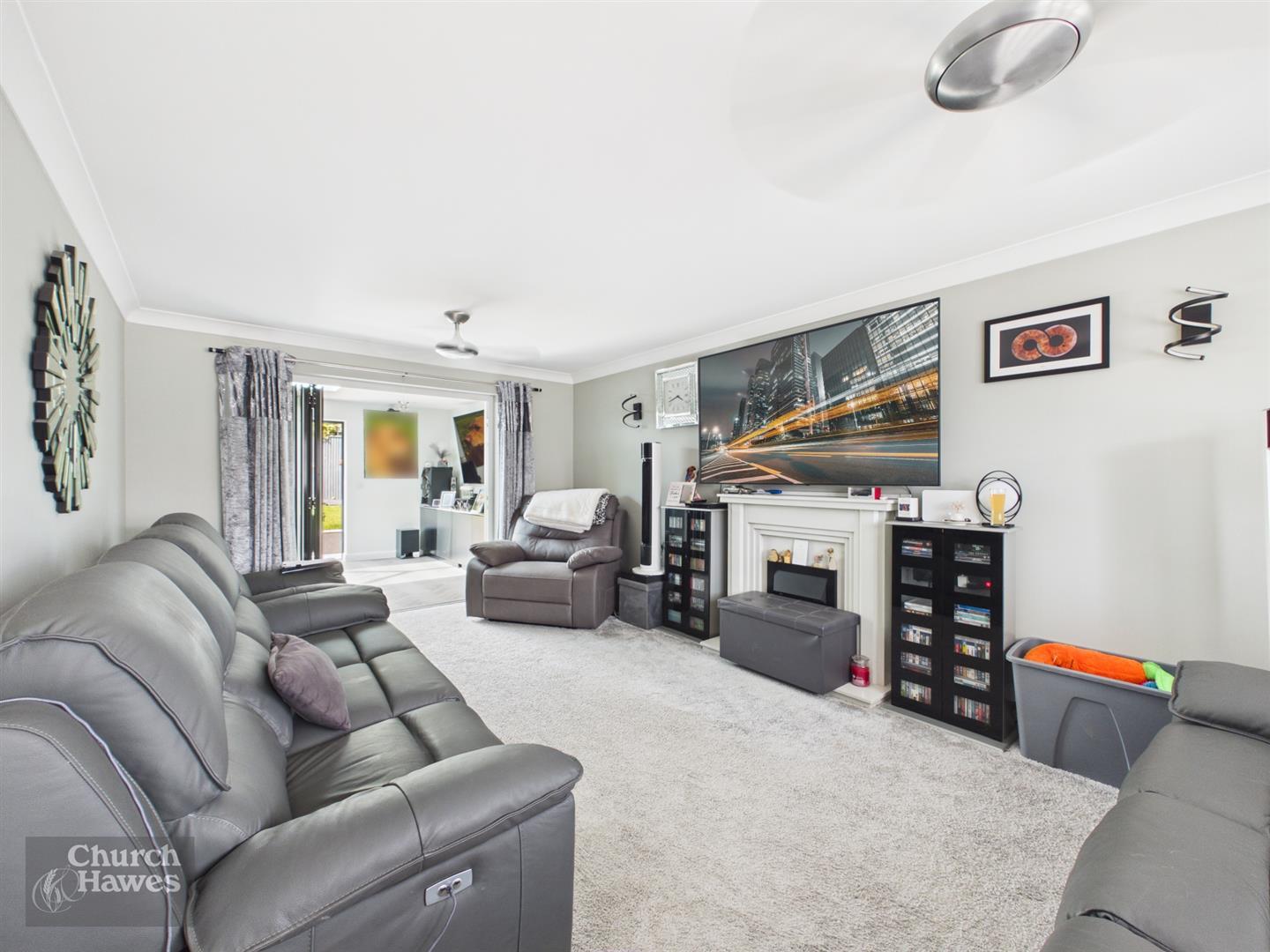 Property Image c627d7dc-e22f-494a-920e-3bf8cb4d230f