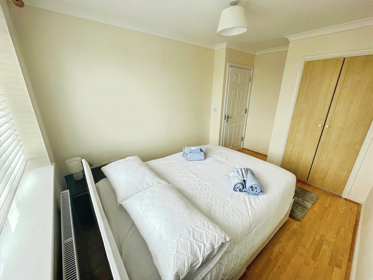 Property Image c63a2d89-d61a-4bd8-9483-872f4bd6cc21