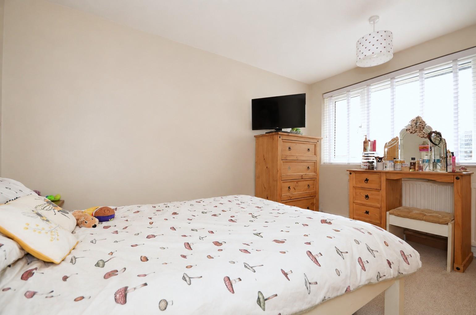 Property Image c640d7e7-af52-4ab5-9b98-6131c95ba46a
