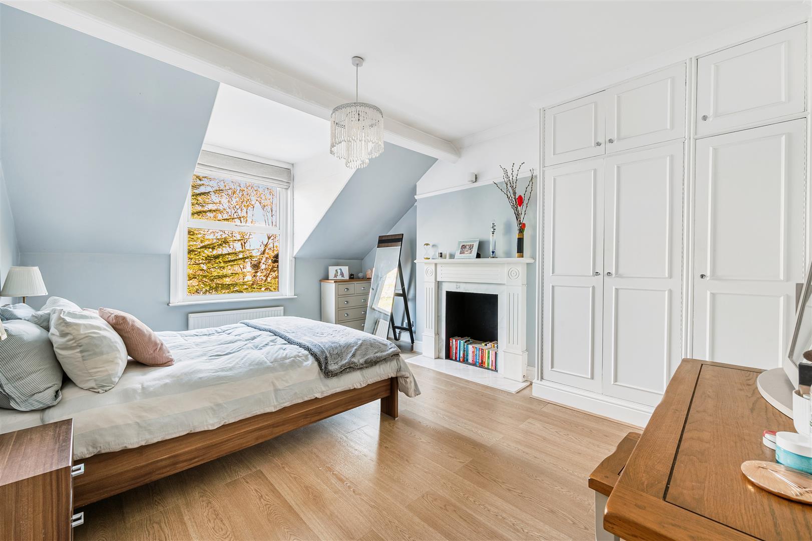 Property Image c640dde2-72f3-454d-a190-613833aa160e