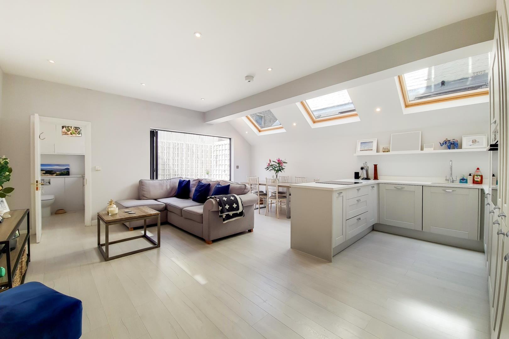 Property Image c644e3f9-9003-4391-911f-7d9db7315320