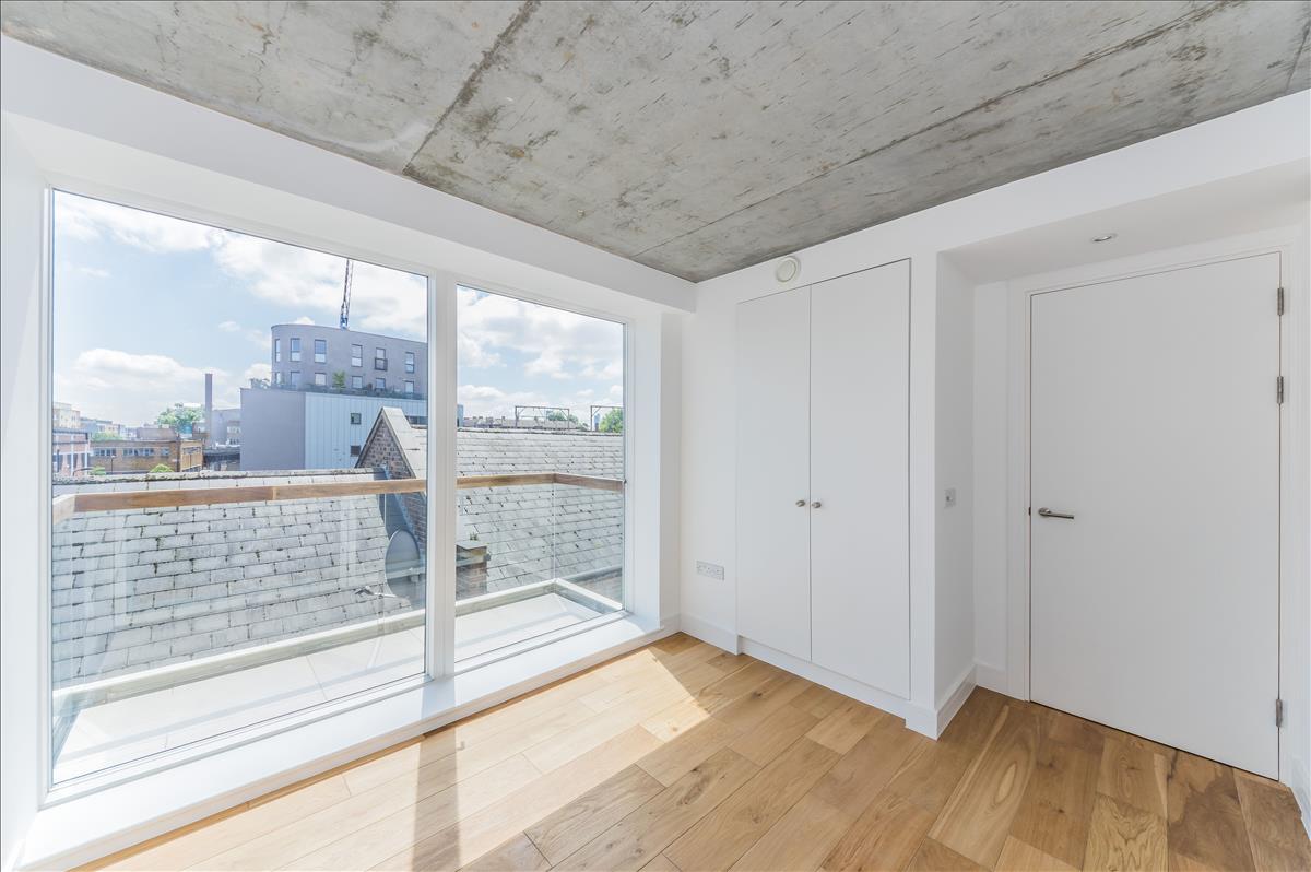 New build apartment London Fields open plan kitchen living room bedroom built in storage