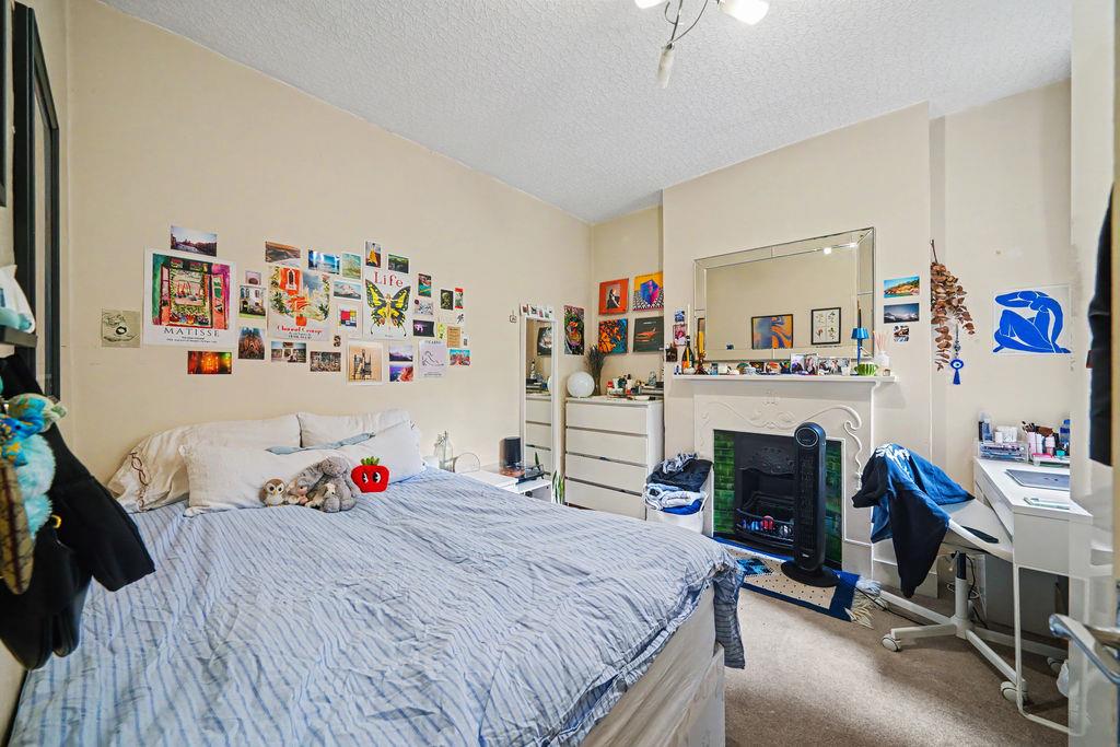 Property Image c68def00-c5f3-4b57-821e-751157f136fe