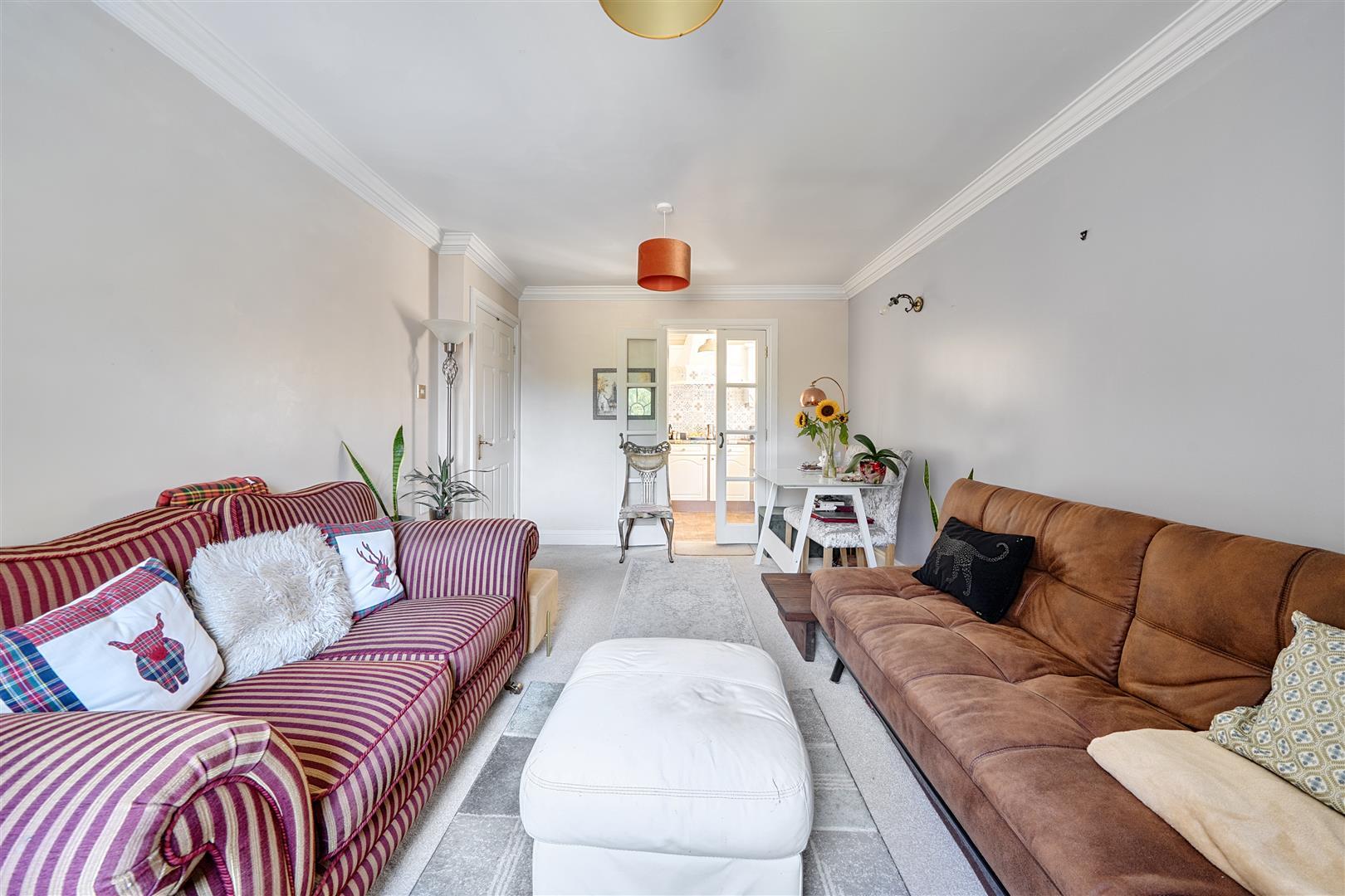 Property Image c6b0df99-d9d7-4f0c-b584-37867ea6b926