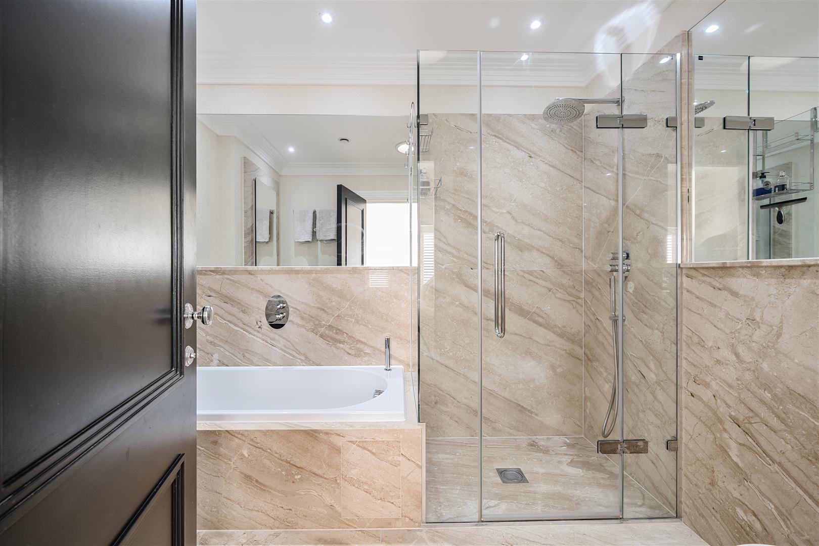 Property Image c6bb782f-9b45-42fa-9cb6-a8d100132d73