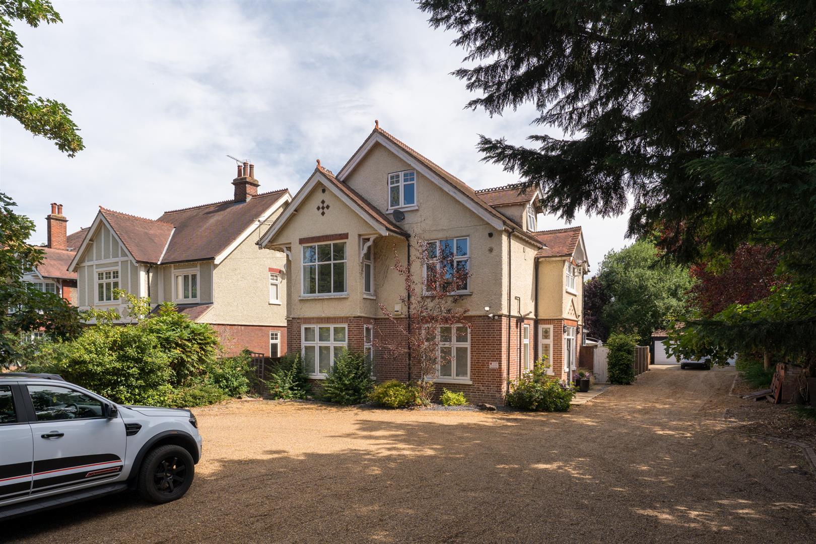 Property Image c6dfe90d-ae38-4ebf-bea9-efa0fba16d00