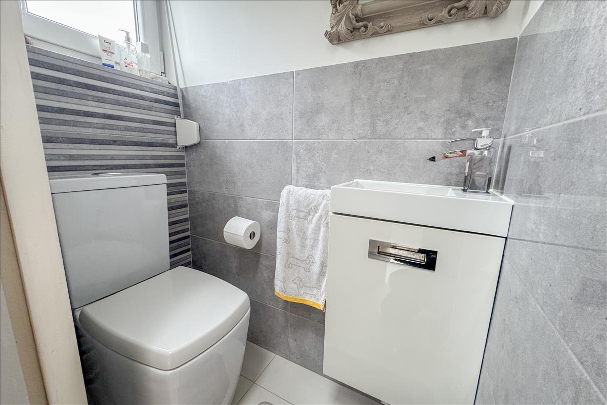 Property Image c6f082cc-2eaf-41fe-abd5-9b4bd3242883