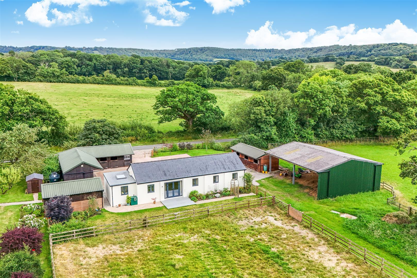 Property Image c6fa9042-bfbd-4209-81f9-a16bb3b5e889