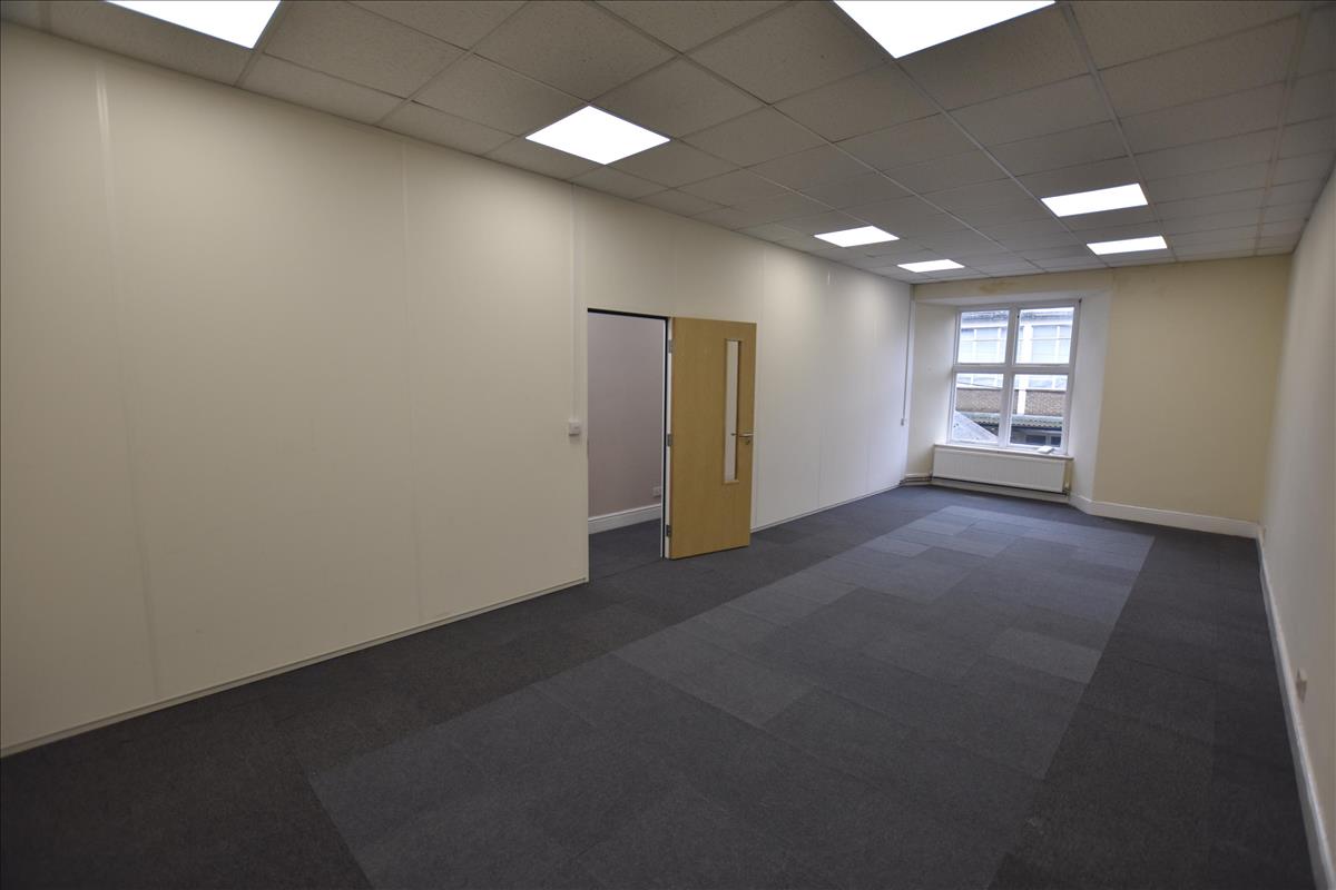 Property Image c70765b3-4f04-4139-a967-4bbf20f13d44