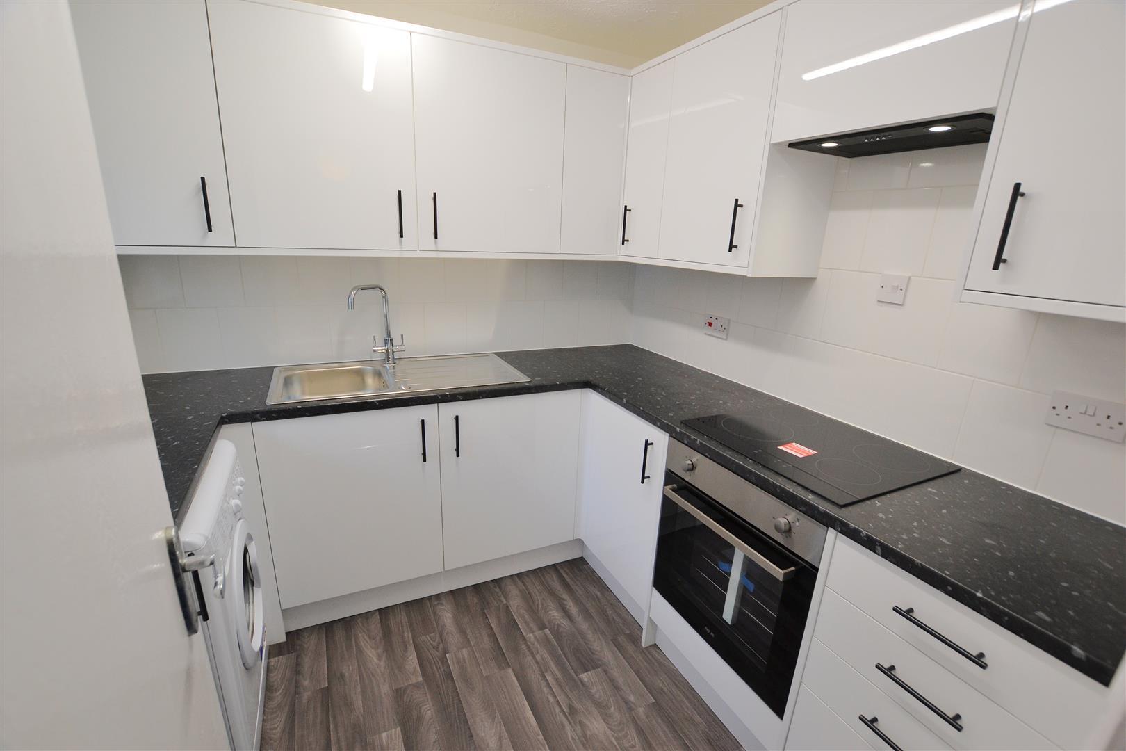 Property Image c713c542-f81d-44d6-badb-67384c90451e