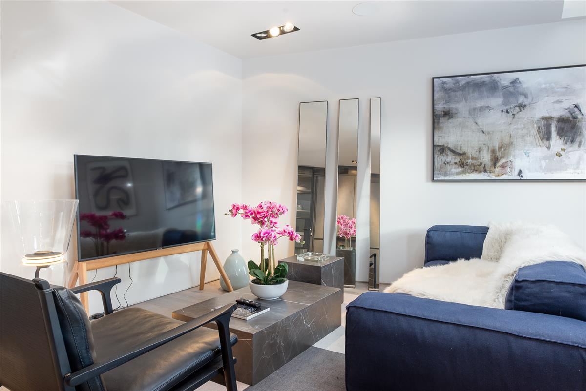 Property Image c71545c3-2ca9-4edd-b0c7-11534cea5667