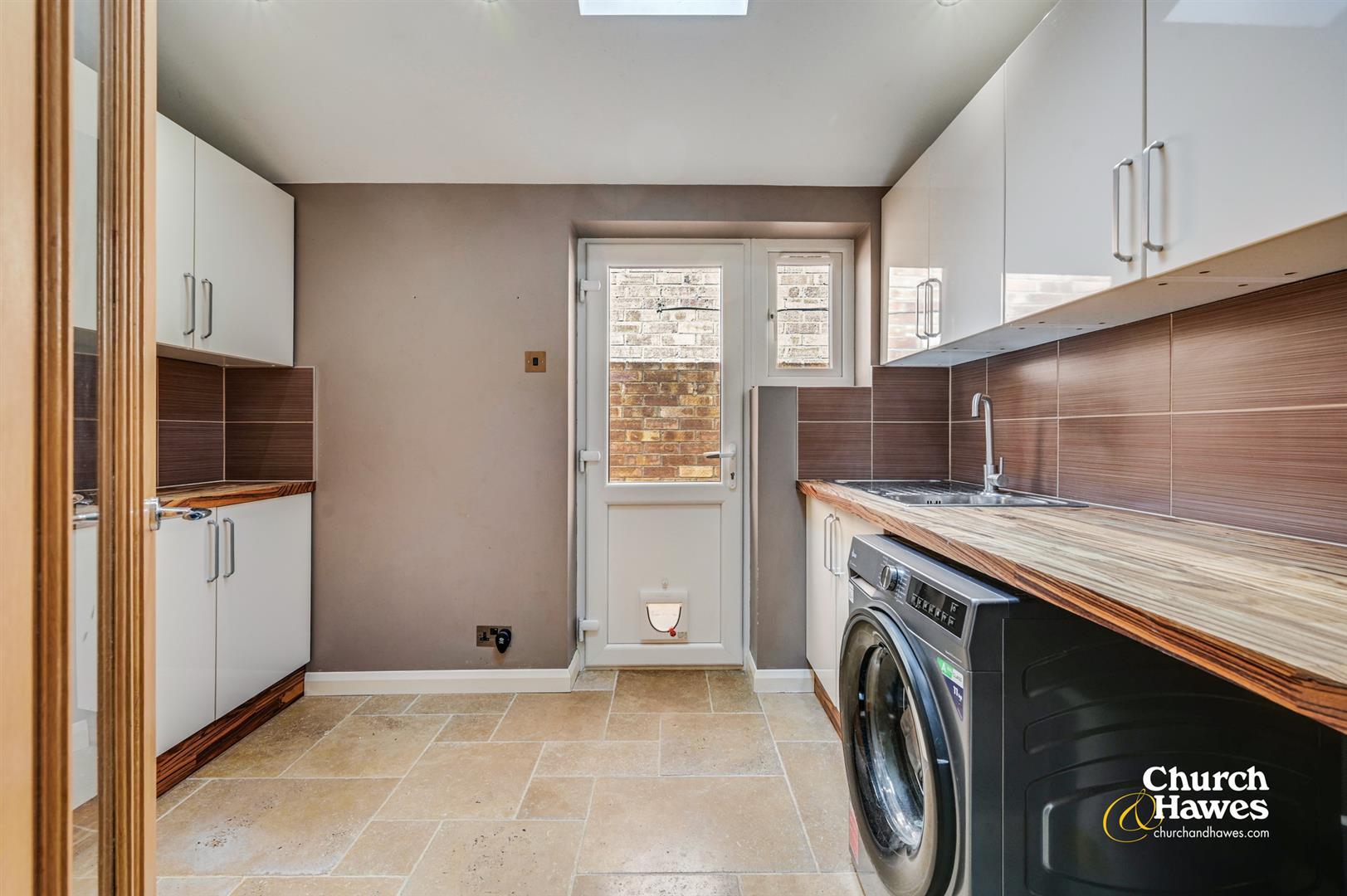 Property Image c73c29e4-0359-489b-87f0-1cb2c1c66152