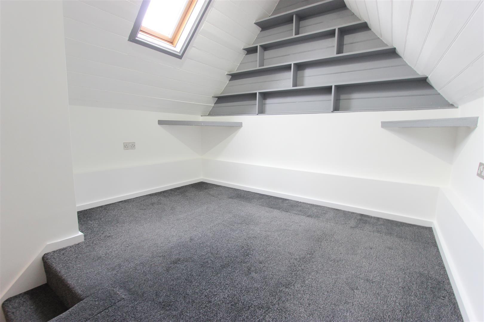 Property Image c7428f21-3604-48f7-af4f-ee688df5b722