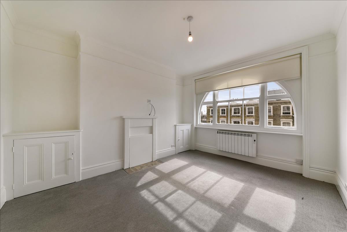 Property Image c752630c-8e8a-4dfb-9424-95592ab85d3b