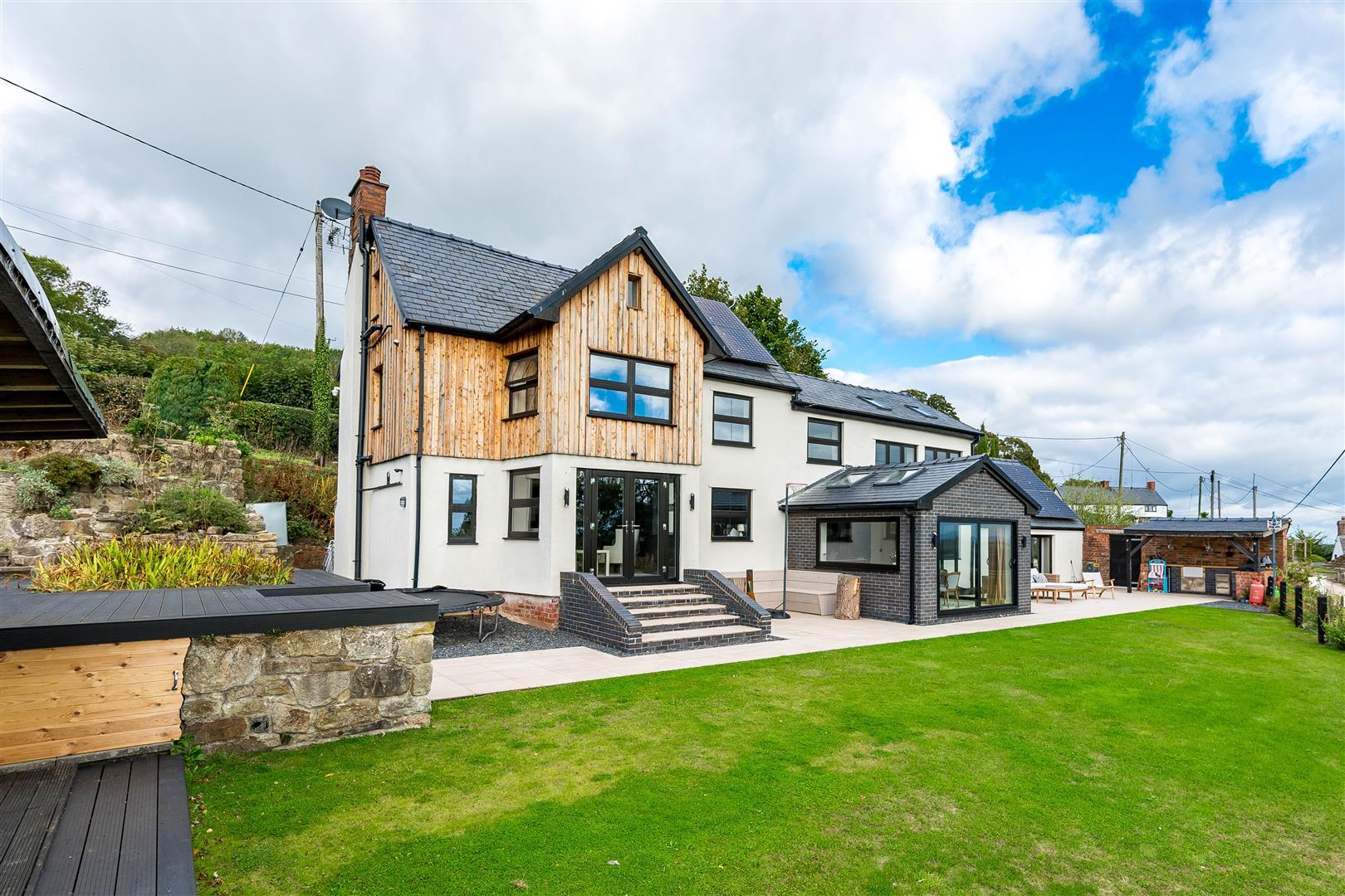 Property Image c7669fe6-f096-46fc-aad5-722b9eff24c9