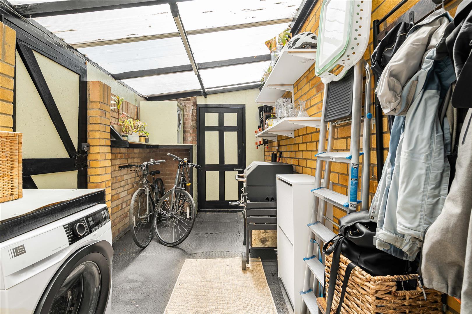 Property Image c776a4a7-8f9a-406f-ac85-6593e6c64abd
