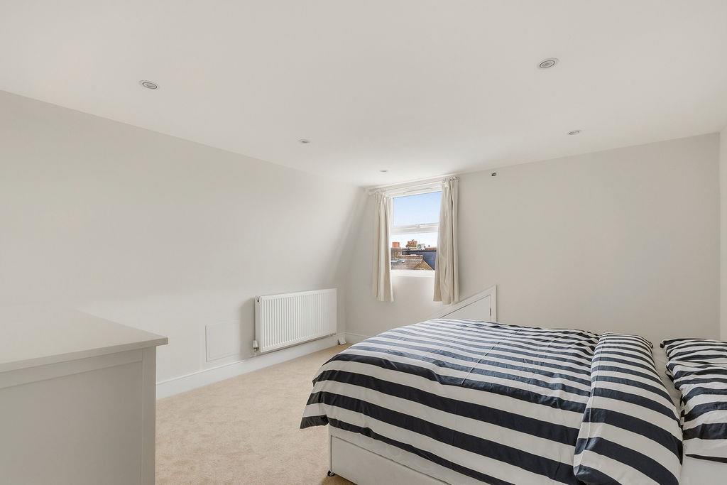Property Image c799f0e8-37e6-4cbe-81d6-20a251ca87bf