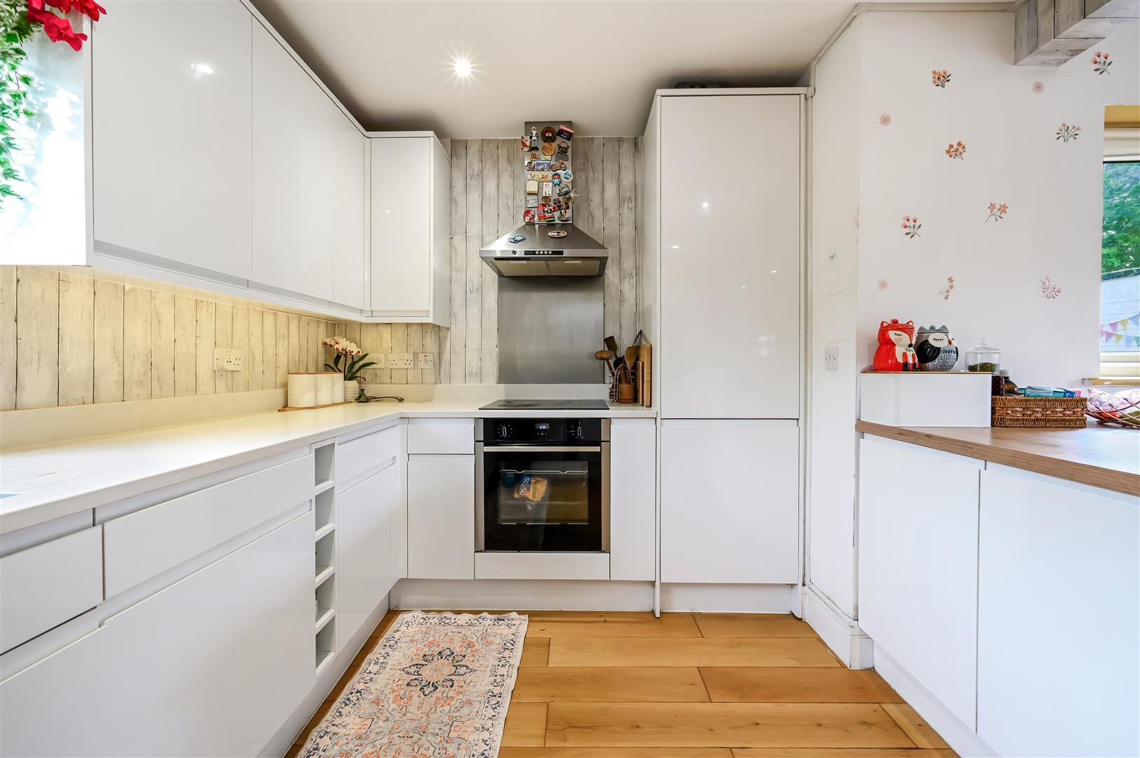 Property Image c7a8bf3a-b847-4f43-b1de-cccdd7bf3286