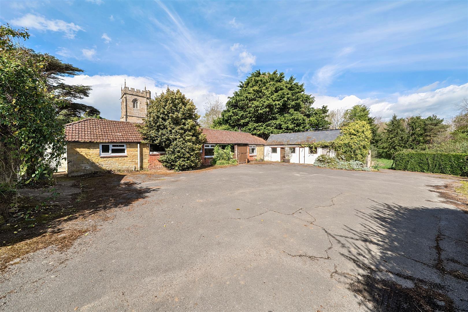 Property Image c7e12a2b-c3c3-4eee-96ba-eab0e400b8ca