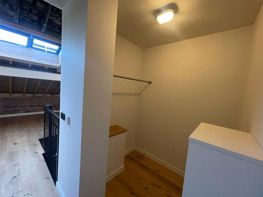 Property Image c7ec76e0-9044-46f2-843a-e70ab0374271