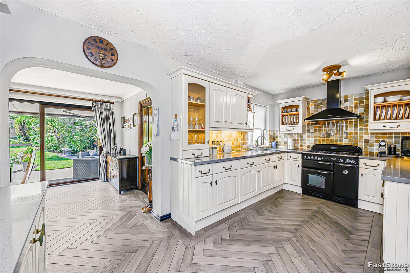 Property Image c7f49953-8d4e-41d7-a477-a52a80c631d9