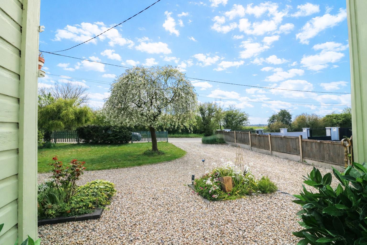 Property Image c7facb28-e2b8-42bb-b79e-d34459575688