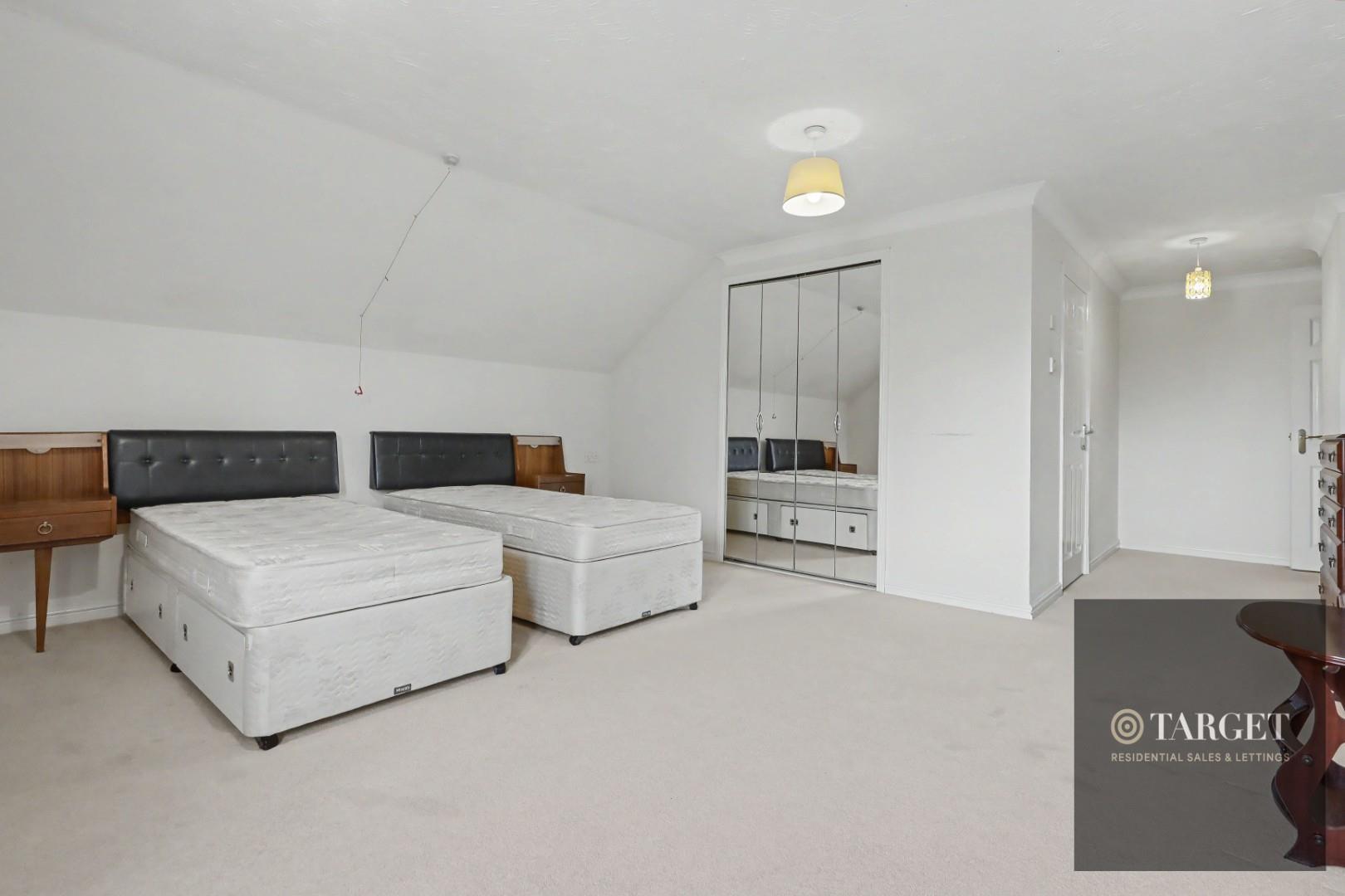Property Image c8002ff1-c905-4ccd-b44f-0cebc701040c