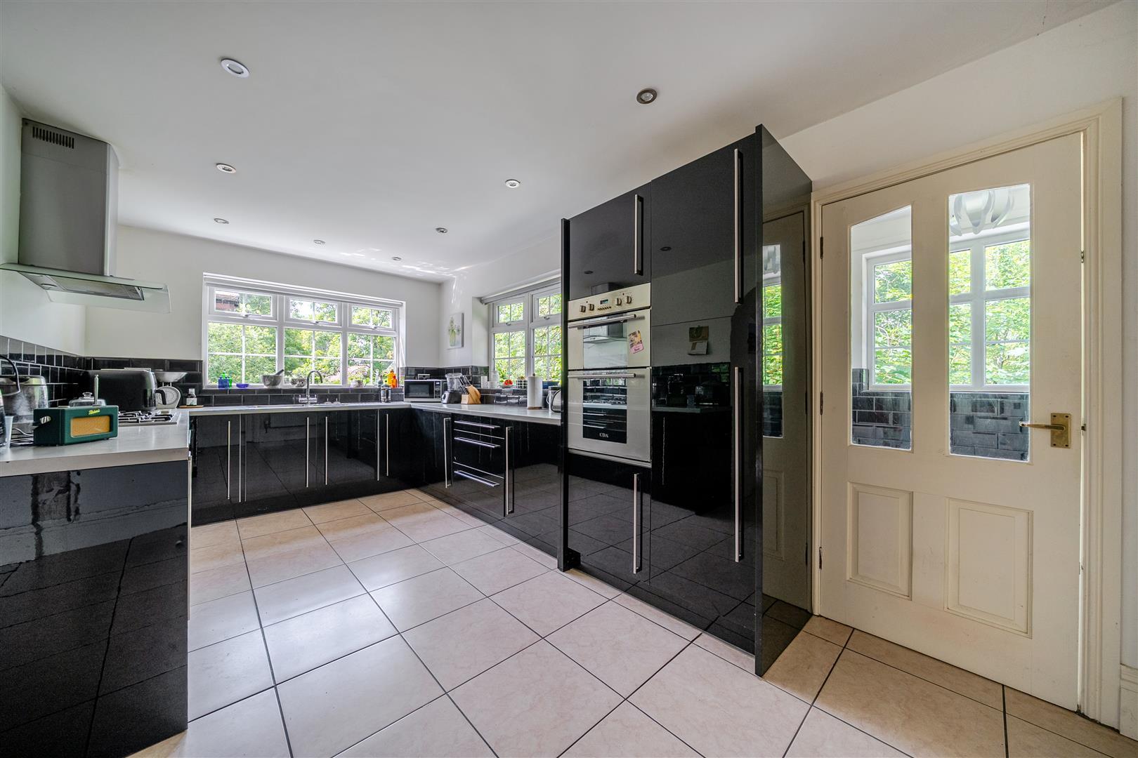Property Image c8014dbe-e0b2-4f3e-953f-8b92d0a75099
