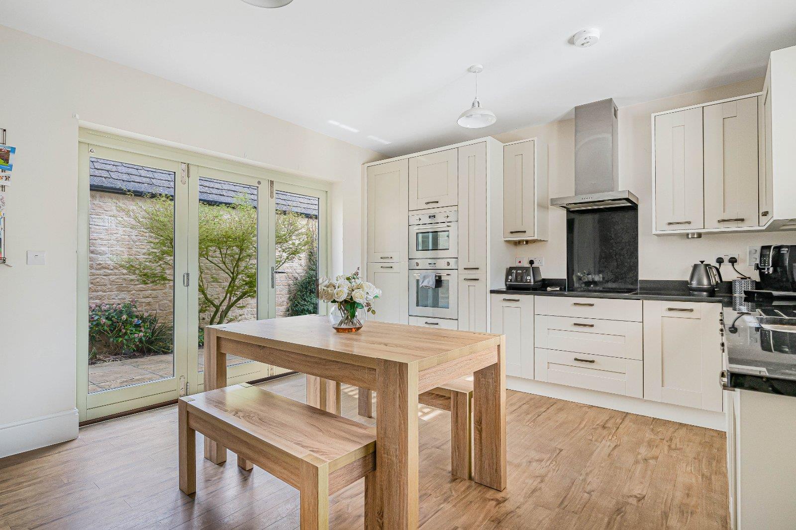 Property Image c80181c0-2512-498e-93e3-aa023b55a006