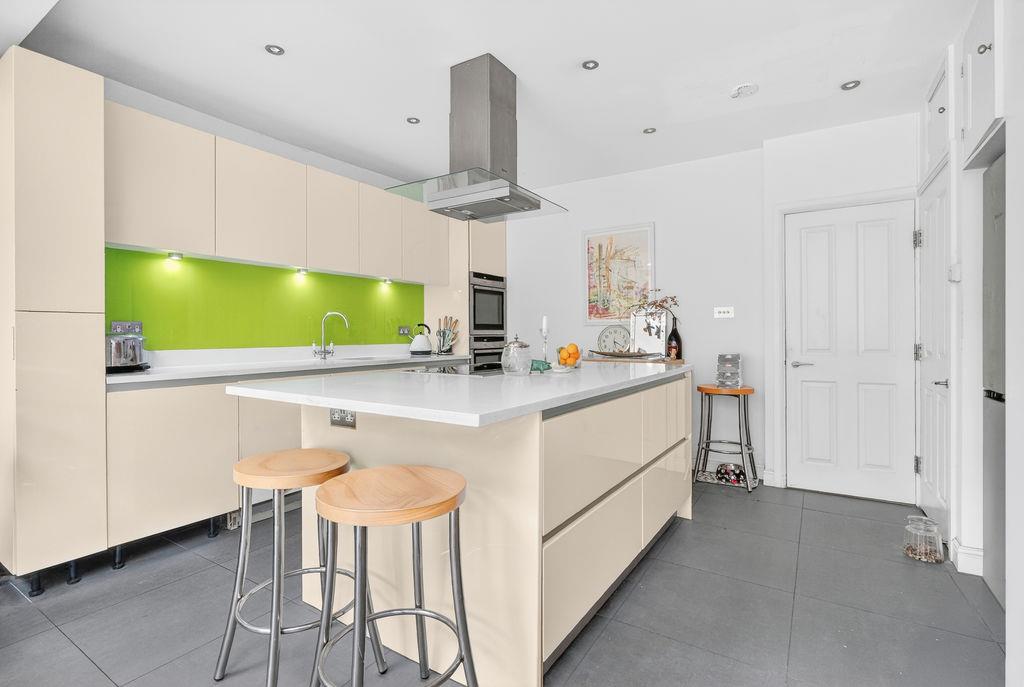 Property Image c83775c4-abf8-4b7e-aef6-51030ae1caff