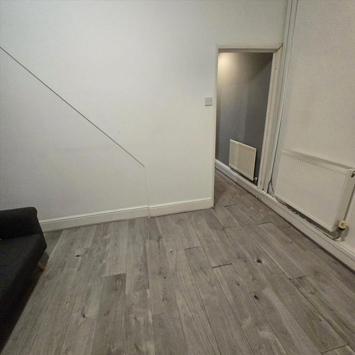 Property Image c848696d-d661-441b-a978-e5aaaee45915