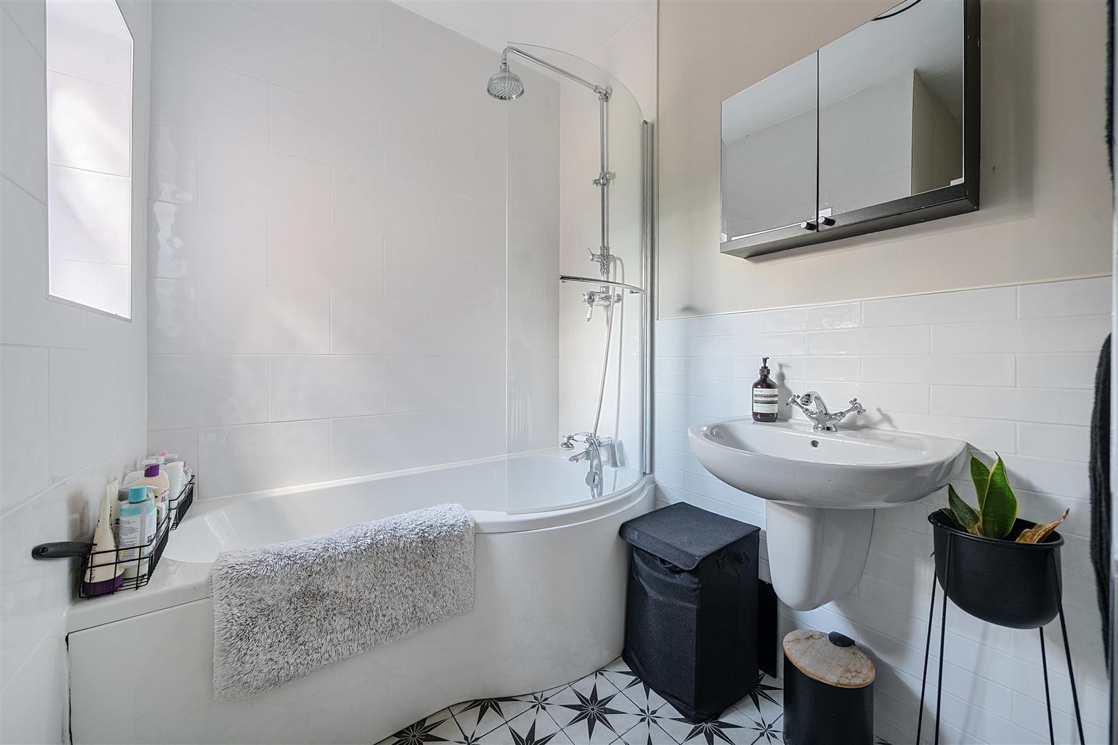 Property Image c84eceea-eaf4-44db-ba95-eb1dc9a703f8