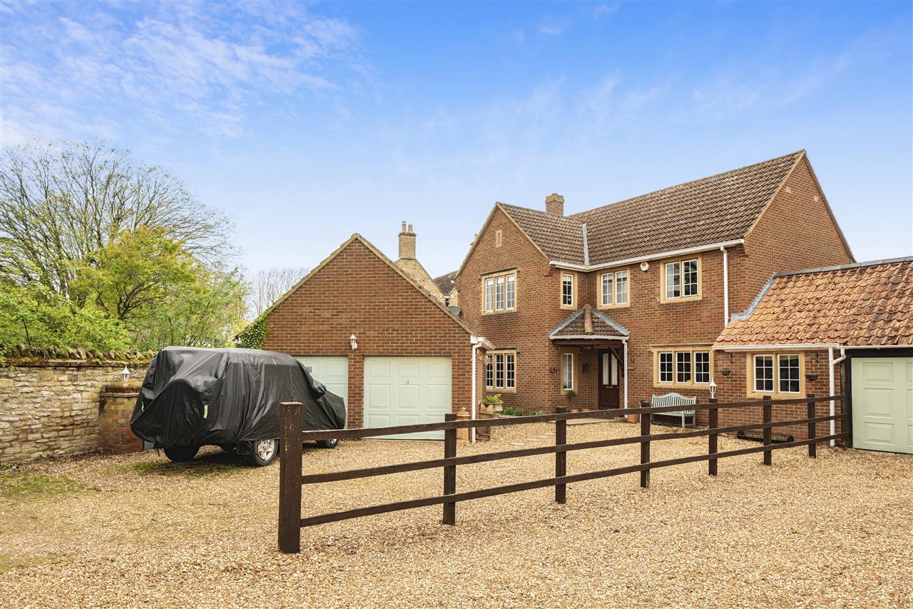 Property Image c8543e33-a80d-411c-8fb7-91e1670a0356