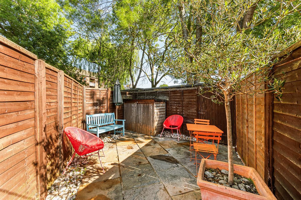 Property Image c85e93ae-a714-4169-9b89-8f81a658574c