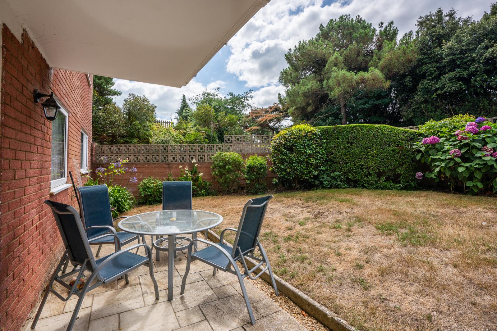 Property Image c869bed0-303a-403a-a91d-d1e0122917ed
