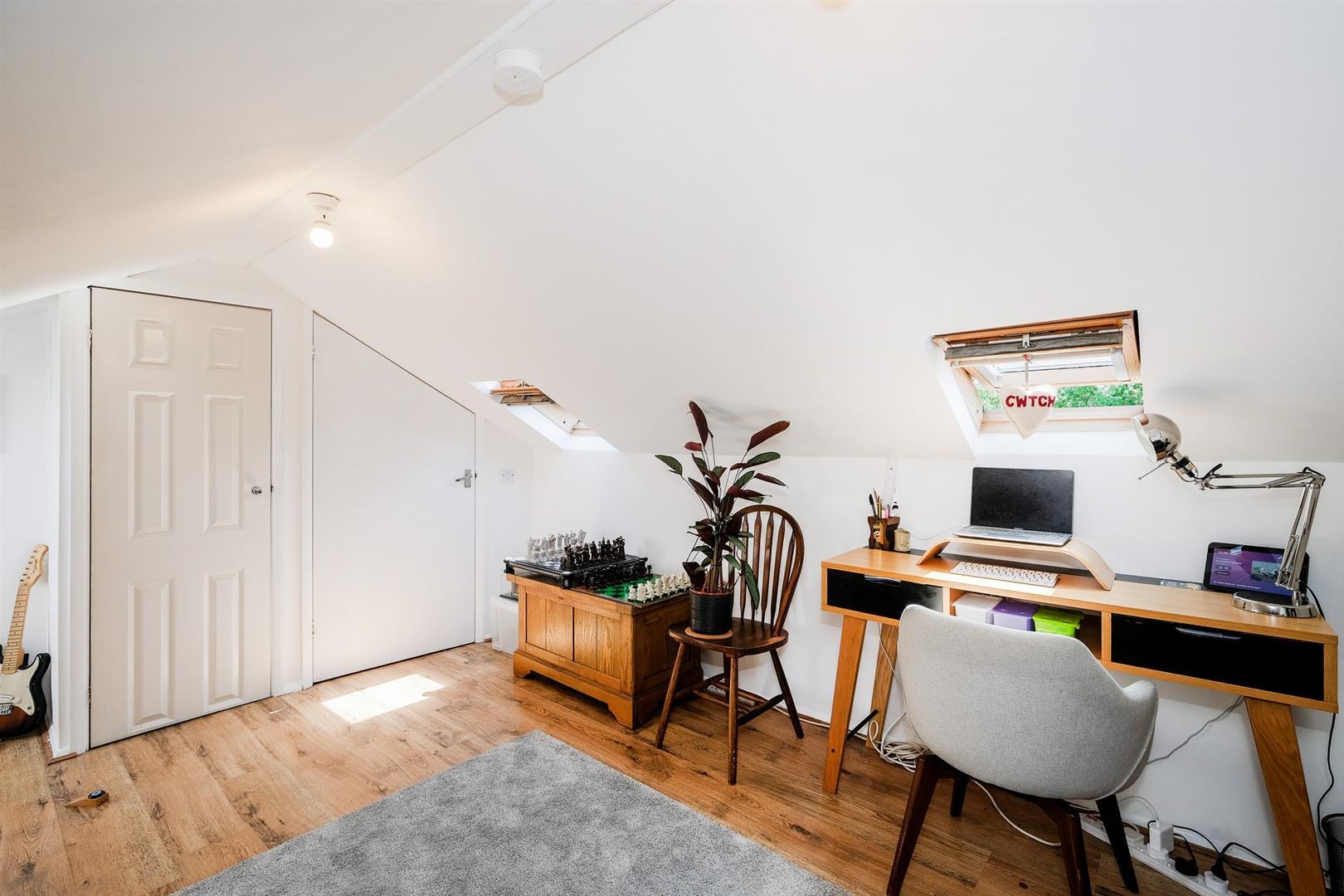 Property Image c86e0a69-34f8-4c57-9e57-0a6c62a946cb
