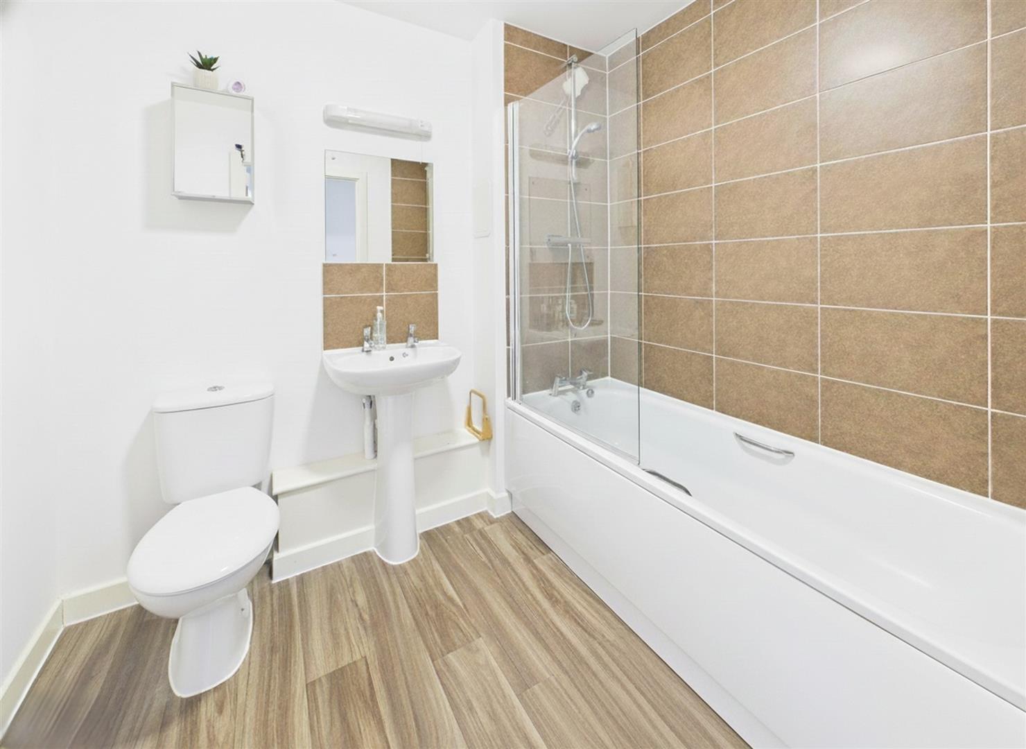 Property Image c8720e90-f079-4bec-9b18-000626b31859