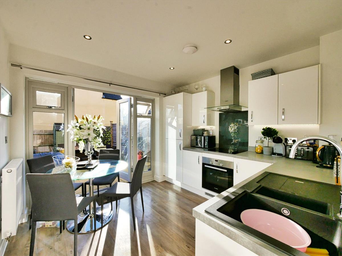 Property Image c87ff61b-2b00-4fb0-932d-420860631572