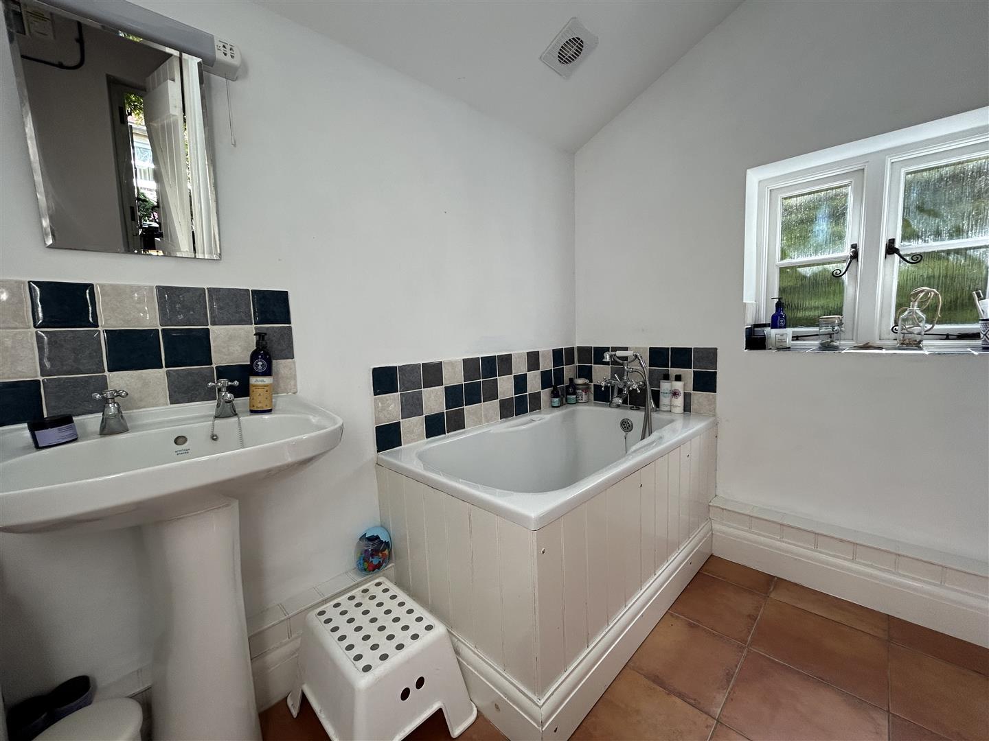 Property Image c882b164-5f74-459c-ba38-b25f760db098