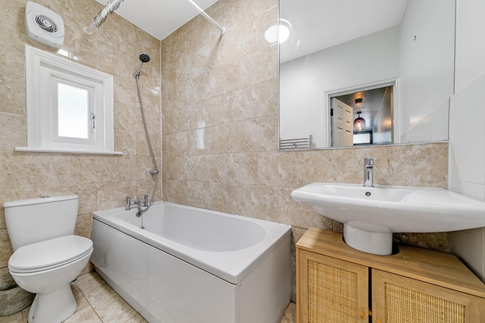 Property Image c88de358-01a5-4592-a8e6-52fc7044583f