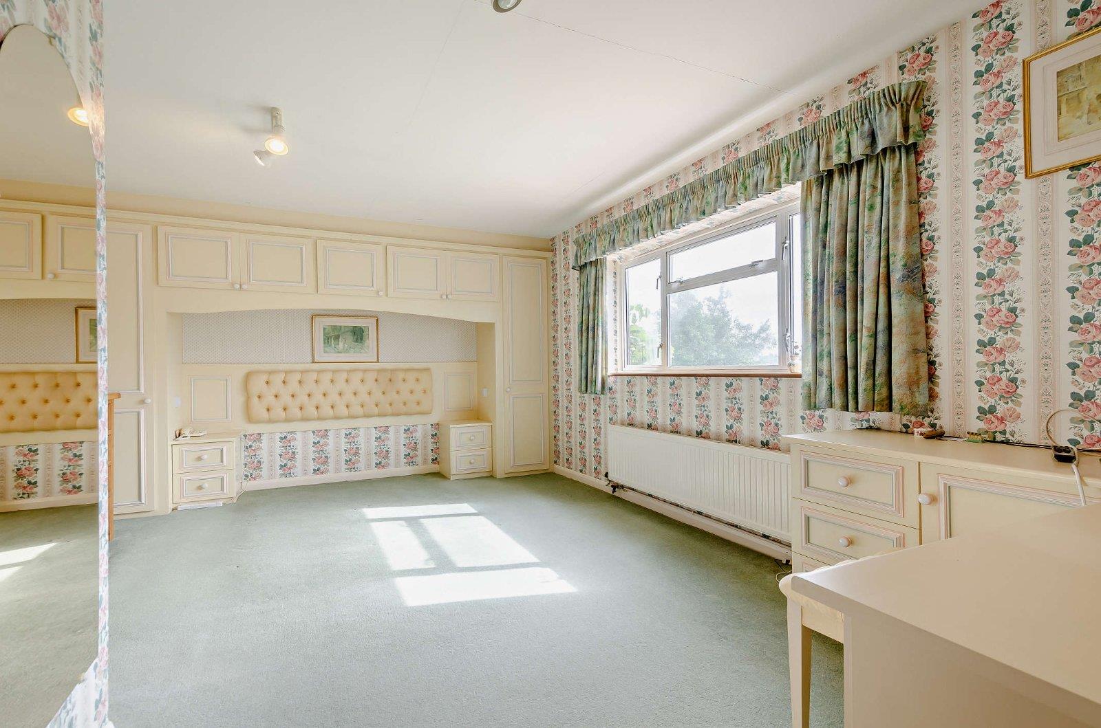 Property Image c8933b1d-ea15-4bc9-abf2-260477571cb0