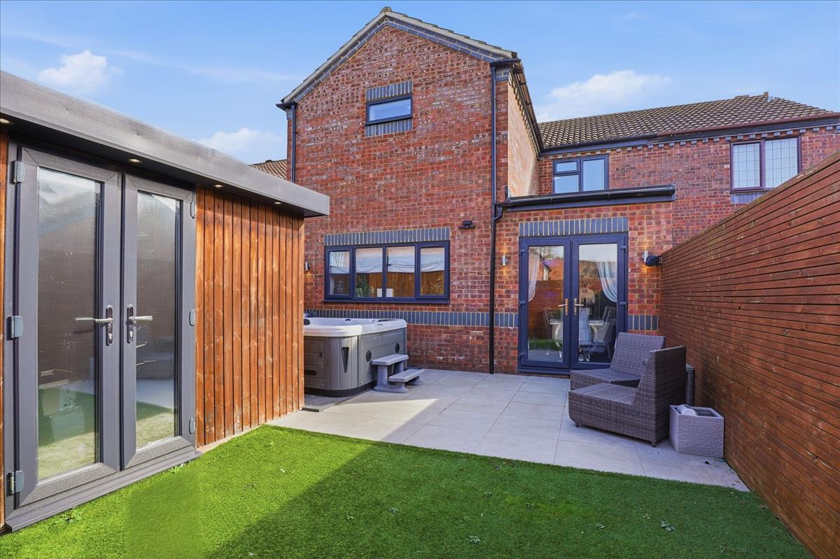 Property Image c8af846d-d8c6-4e25-96db-5ee65d612145