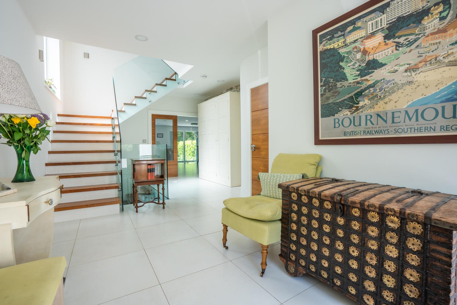 Property Image c8c82bff-02e8-4ea1-b410-8a99562b14cf